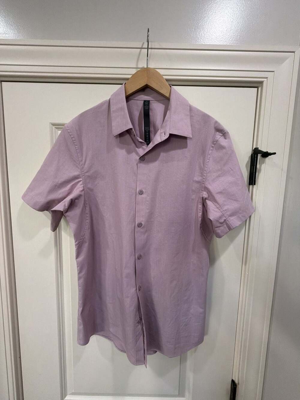 Lululemon Men's Short Sleeve Button Down Shirt Size M